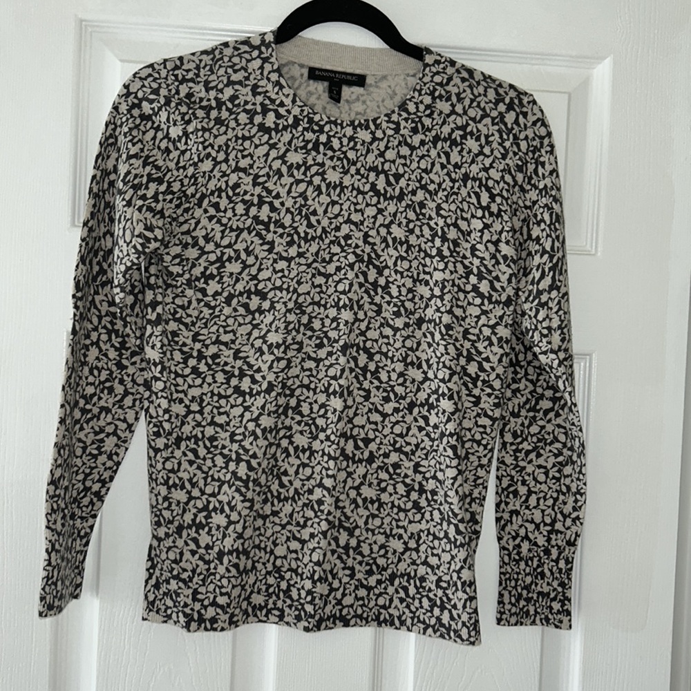 Pre-loved Banana Republic 100% cotton top
